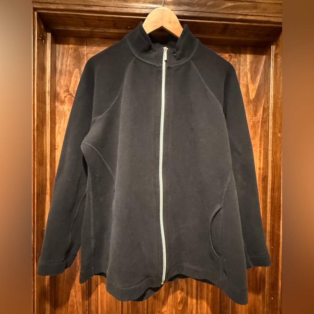 NWOT. Women’s Tommy Bahama Black Full-Zip Cardigan (Size XLarge)